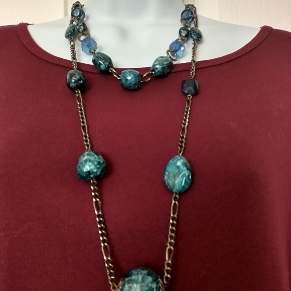 Jewelry lot, 13 pcs w/zippered travel bag - Picture 9 of 11